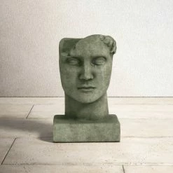 Renfri Handmade Outdoor Statue Planter