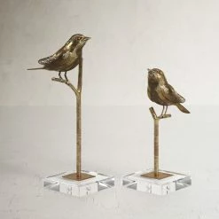 Veana 2 Piece Figurine Set